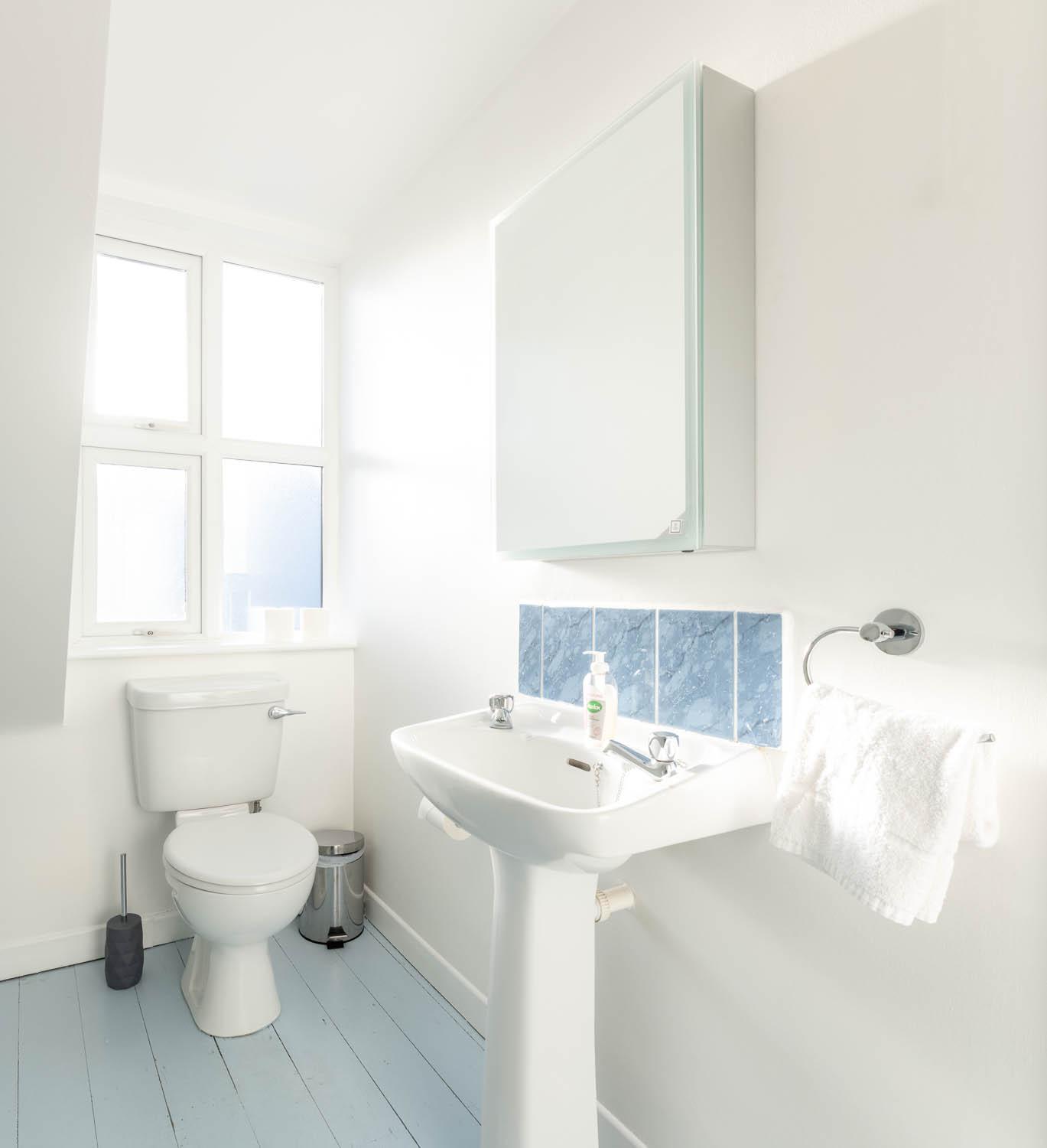 Modern Canal View Home, In City Centre, Sleeps 8 Galway Buitenkant foto
